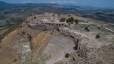 Pergamon bahkan menjadi ibu kota pertama di Provinsi Asian, pada zaman Romawi. (Anadolu Agency/Mahmut Serdar Alakuş)