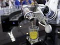 Saat Robot Meracik Koktail di Praha