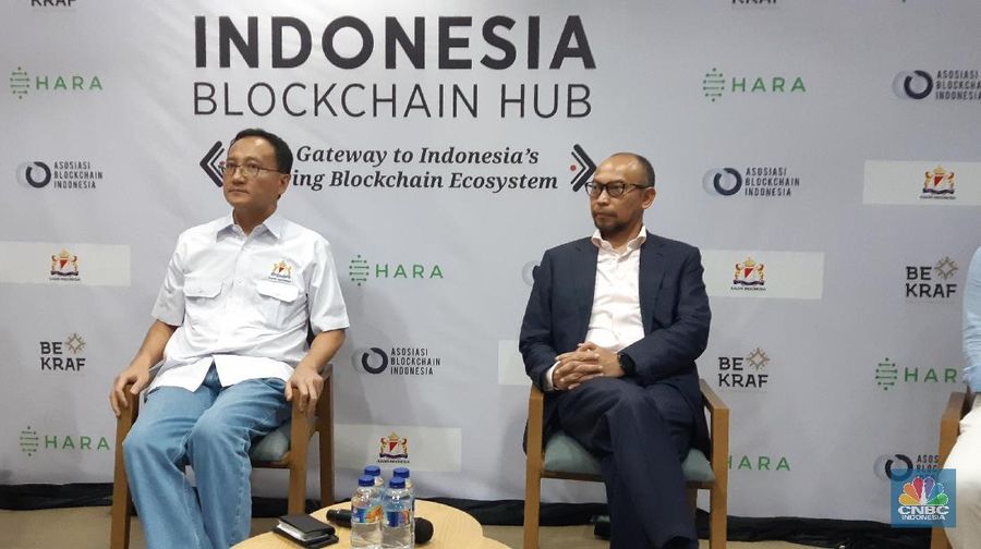 Chatib Basri menyampaikan sederet pekerjaan rumah yang harus diselesaikan Presiden dan Wakil Presiden di pemerintahan selanjutnya.