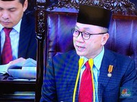 Di Depan Jokowi, Ketua MPR: Beban Utang RI Lebihi Batas Wajar
