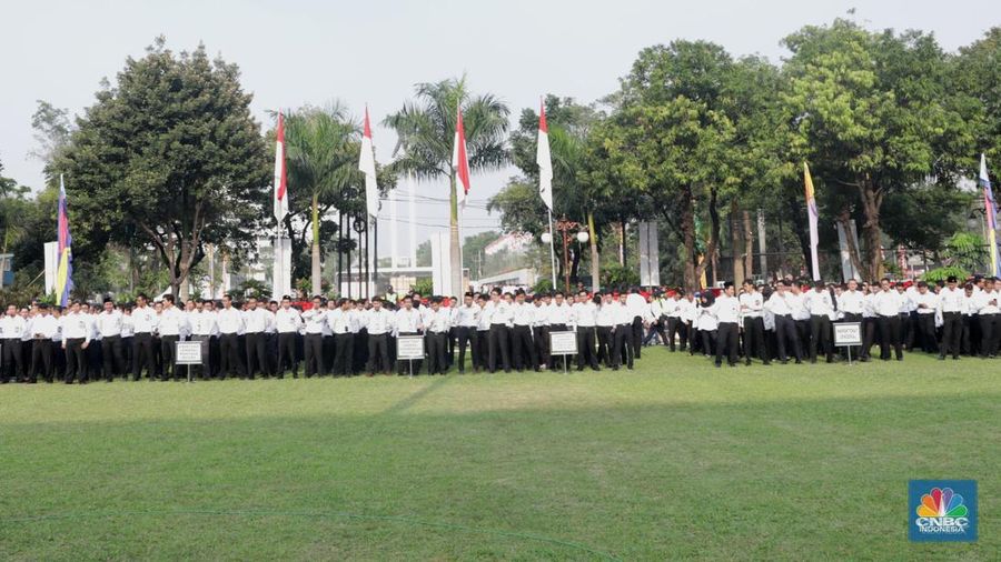 Upacara tersebut diikuti oleh semua jajaran Kementerian Keuangan.