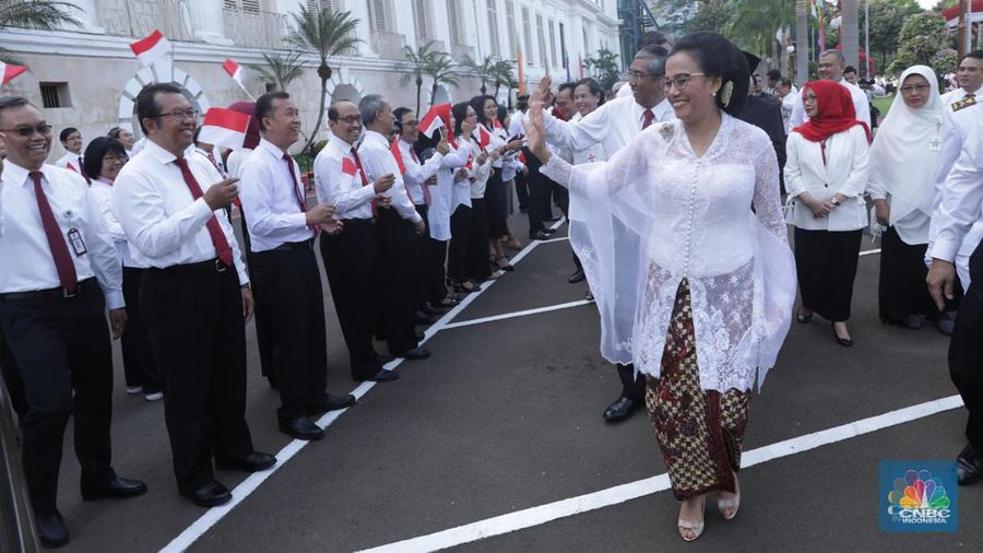 Presiden secara pribadi yang telah meminta kepada Sri Mulyani agar tetap fokus pada tugas negara yang dijalankan saat ini.