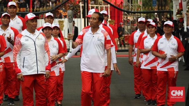 Jokowi Ikut Goyang Saat Via Vallen Nyanyi 'Meraih Bintang'
