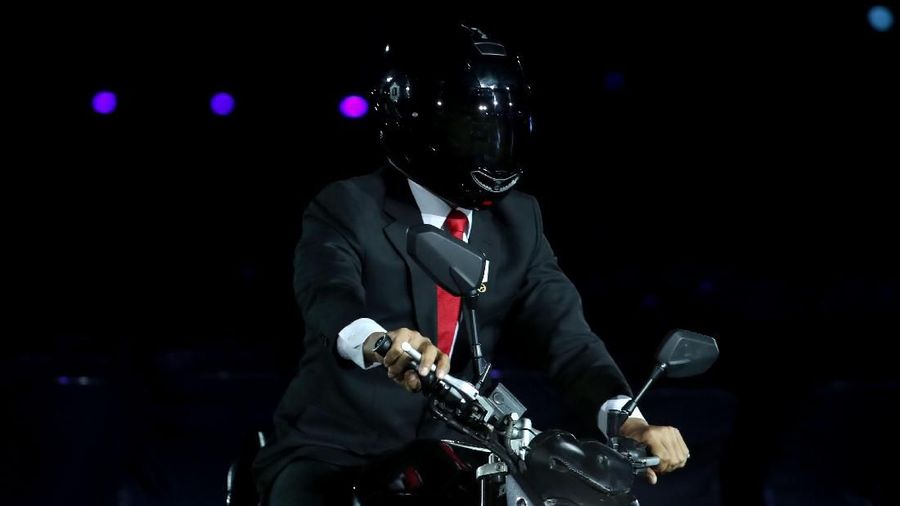 Presiden Joko Widodo hari ini menyambangi pabrik Yamaha Indonesia.