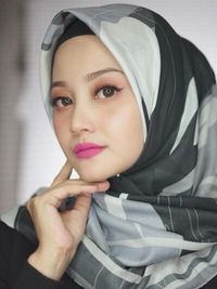 Tips Hijab Anti Letoy Tegak Paripurna ala Youtuber Lindakayhz