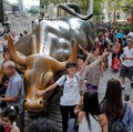 Sentimen Pasar Terjaga, Indeks Futures di Wall Street Menguat