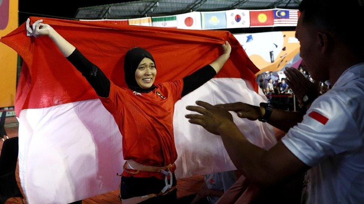 Nama Indonesia kembali harum di kancah internasional berkat atlet panjat tebing Aries Susanti Rahayu.