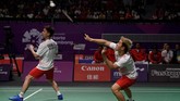 Indonesia kemudian menyamakan kedudukan 1-1 melalui ganda putra Kevin Sanjaya/Marcus Gideon yang menang atas Li Junhui/Liu Yuchen di pertandingan kedua. (ANTARA/INASGOC/Puspa Perwitasari/tom/18)