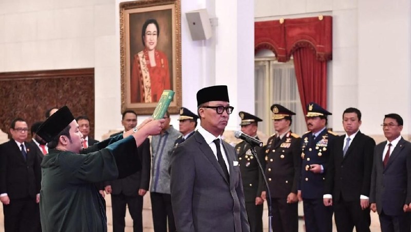 Agus Gumiwang dilantik sebagai Menteri Sosial menggantikan Idrus Marham.