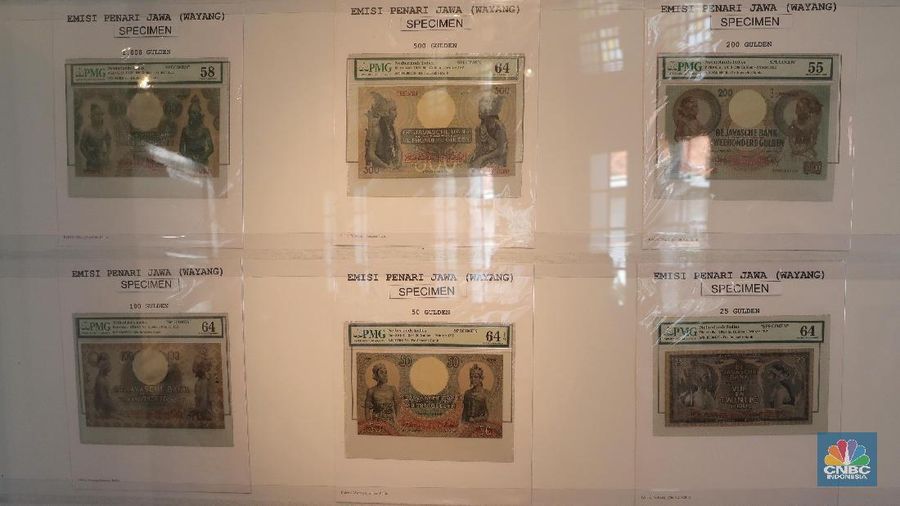 Mengintip pekan numismatik di Bank Indonesia, sambil jelajah bentuk uang dari zaman ke zaman. Baik milik RI maupun negara lain.