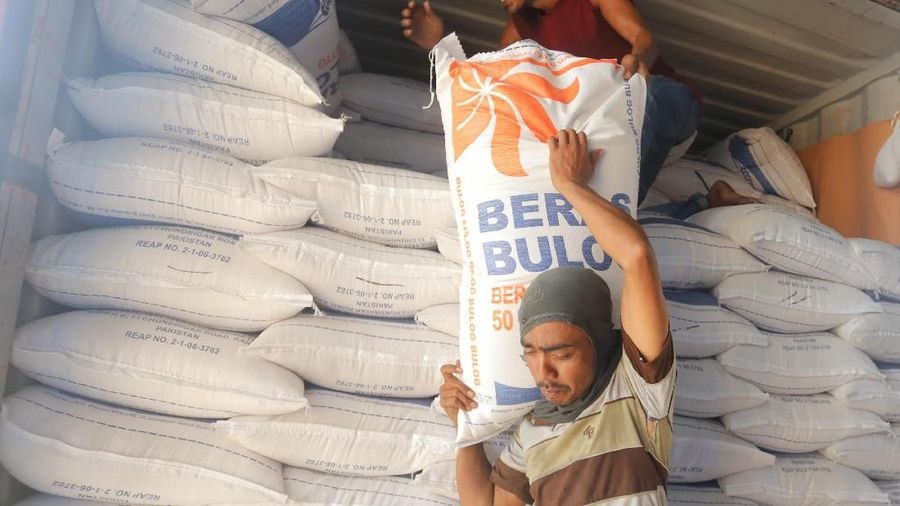 Perum Bulog telah mendapatkan total izin mencapai 2 juta ton pada tahun ini.