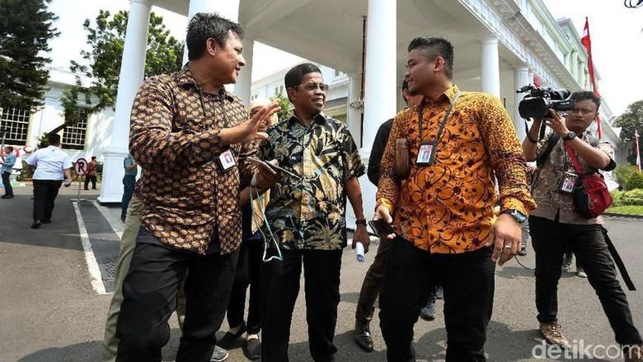Idrus Marham resmi mundur dari posisi Menteri Sosial. Alasannya, ia ingin fokus menghadapi kasus hukum yang membelitnya kini.