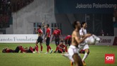 Pada Asian Games 2018, Timnas Indonesia U-23 hanya mampu menembus babak 16 besar. Evan Dimas Darmono dan kawan-kawan kalah adu penalti dari Uni Emirat Arab setelah bermain imbang selama 120 menit. (CNNIndonesia/Adhi Wicaksono)