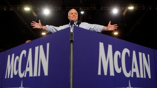 Chuck Schumer Usul Nama Gedung Senat Diubah Jadi John McCain