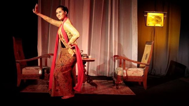 Maudy Koesnaedi Dapat Lebih dari Teater Ketimbang Film