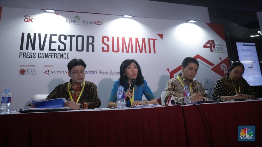 BCA mencatat penyaluran kredit konsumer sebesar Rp 128,15 triliun, naik 6% year on year (yoy).