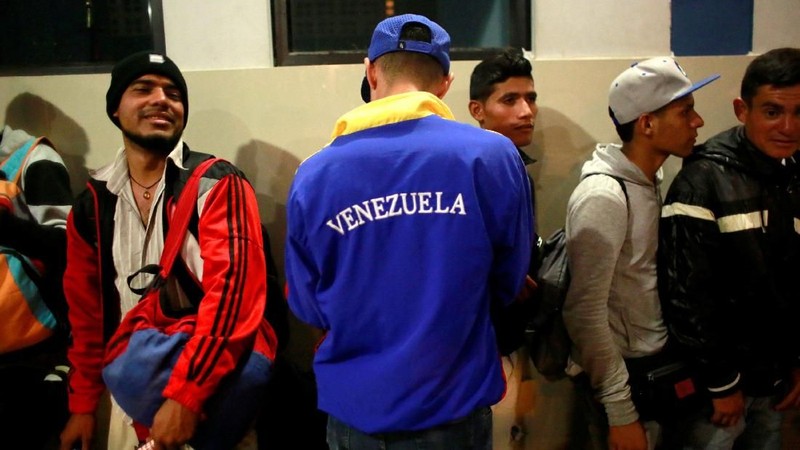 PBB memperkirakan 2,3 juta warga Venezuela telah telah keluar dari negaranya sejak 2014.