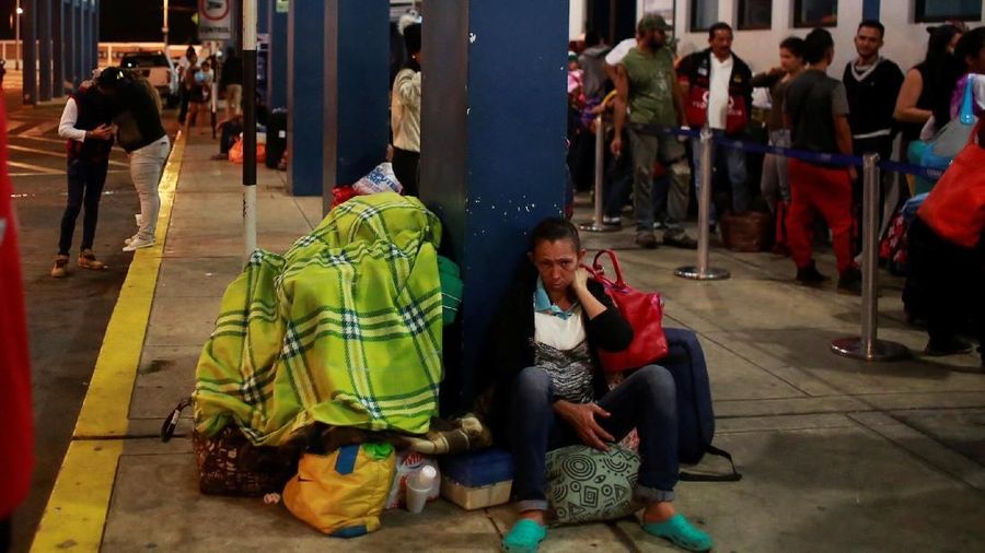 Venezuela akhirnya memutuskan untuk menaikkan harga bensin mereka untuk menyelamatkan kondisi ekonomi negaranya.