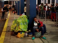 Krisis, Venezuela Akhirnya Naikkan Harga BBM!