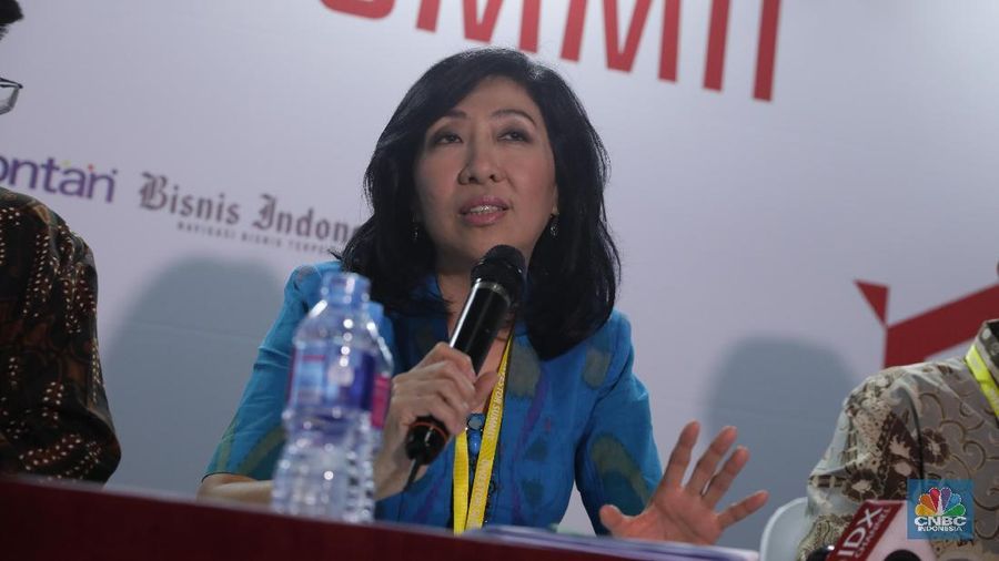 PT Bank Central Asia Tbk (BBCA) berencana menyuntik modal Bank Royal sebesar Rp 700 miliar tahun depan.