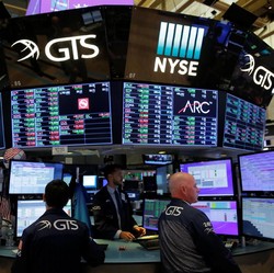 Profit Taking Membayang, Dow Futures Tertekan