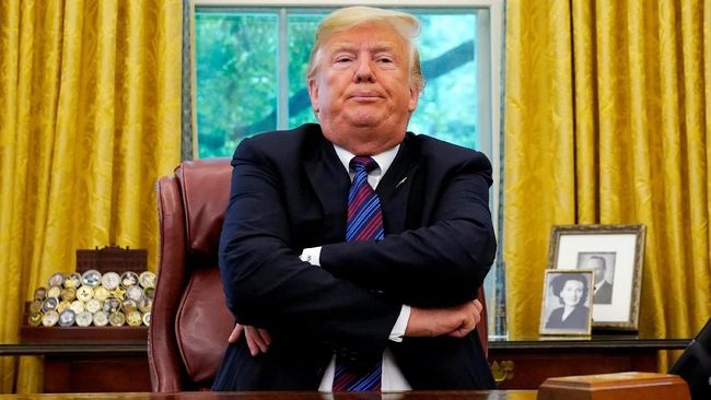 China dan Rusia Kerap Sadap iPhone Trump