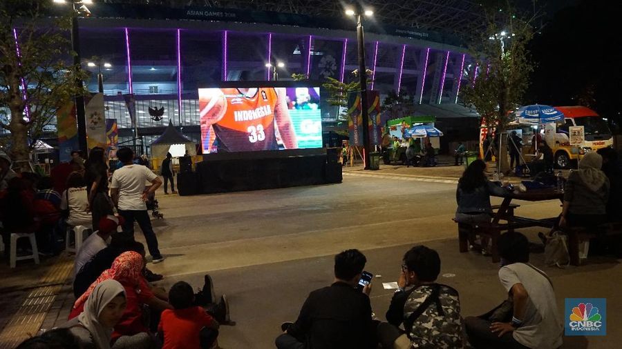 Jangan khawatir kalau tak dapat tiket pertandingan,  ada tempat nongkrong buat penonton Asian Games di GBK Senayan. Banyak festival dan juga bazaar. 