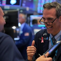 Dow Futures Rebound! Sinyal Baik Buat Wall Street?