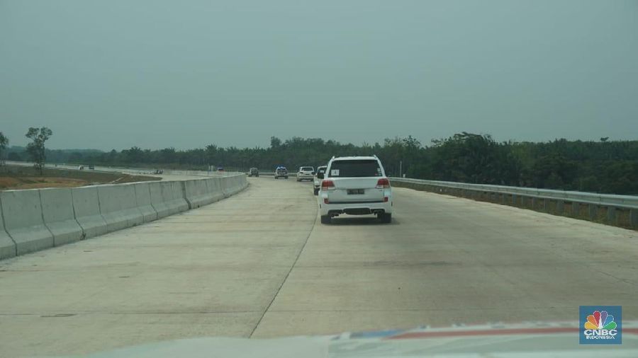 Tol Trans Sumatera ruas Bakauheni-Palembang ditargetkan bisa beroperasi awal 2019.