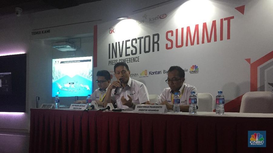 Hingga pukul 10.45 WIB, harga saham ANTM turun 0,62% atau 5 poin ke level Rp 795/saham.