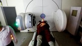 WHO mengakui bahwa dahulu, pusat medis tersebut sebenarnya menerima US$15 juta setiap tahun untuk membeli alat kemoterapi dan obat anti-kanker. (Reuters/Khaled Abdullah)