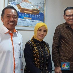 Senyum Dirut dan Direksi Baru Pertamina Usai Dilantik di BUMN