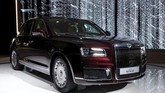 Sedan Aurus Senat memiliki dimensi lebih pendek dari varian limosin Aurus Senat. (REUTERS/Maxim Shemetov)