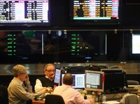 Peso Anjlok, Argentina Akan Umumkan Kebijakan Ekonomi Baru