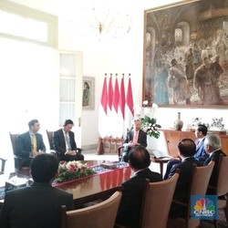 Ketemu Jokowi, Bos 'Bank Dunia' China Gelontorkan Rp 14,5 T