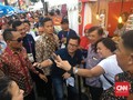 Jusuf Kalla Diserbu Pengunjung di Asian Fest