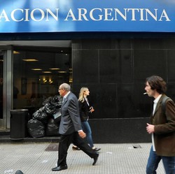 Krisis Argentina: Depresiasi Peso hingga 'Trauma' Bantuan IMF