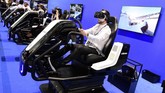 Sementara Acer akan memamerkan perangkat Virtual Reality (VR) di IFA 2018. Perangkat VR Acer yang dinamai Mixed Reality akan menggabungkan antara Virtual Reality dengan Augmented Reality.