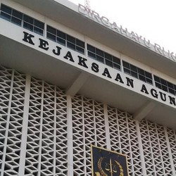 Pakar: Ada Pihak Lain yang Tanggung Jawab di Kasus Tata Kelola Minyak