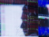 Tiga Tahun Perang Ukraina-Rusia, Saham Eropa Ini Terus Cetak Rekor