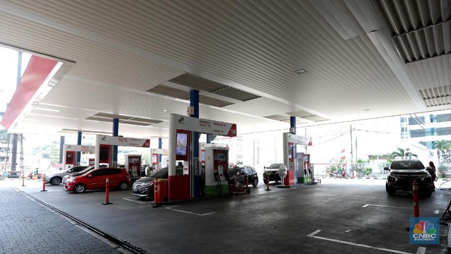 Analis sebut harga BBM biang kerok dibalik merosotnya rupiah ke Rp 15 ribu per US$