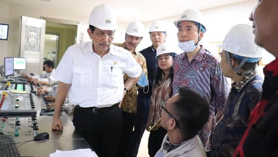 Dengan nilai investasi US$ 10 milyar atau setara Rp 146 triliun, proyek ini mengerjakan pengolahan nikel sampai baterai litium untuk mobil listrik. 