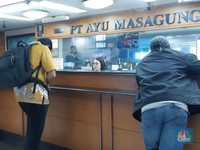 Pukul 11:00 WIB: Rupiah Melemah 0,72% Terhadap Dolar AS