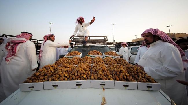 Benarkah Kurma Harus Dicuci sebelum Dimakan? Ini Kata BPOM Arab Saudi