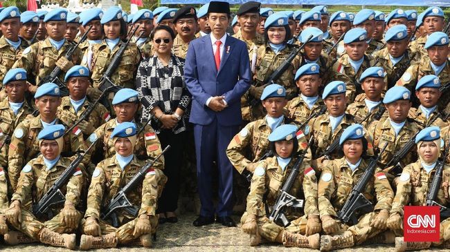 Jokowi Sebut Dirinya Avengers Hadapi 'Infinity War'