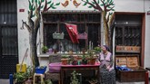Balat adalah sebuah permukiman Yahudi yang sudah ada sejak lama di distrik Fatih, Istanbul, Turki.