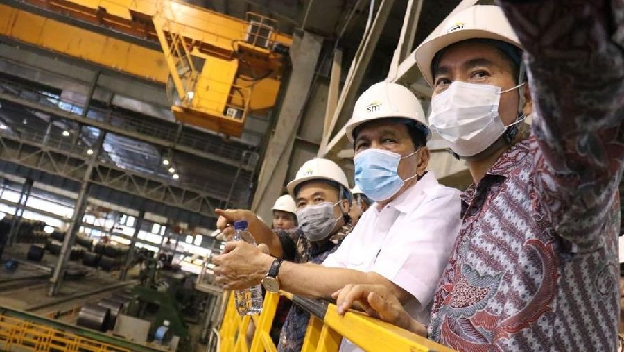 Dengan nilai investasi US$ 10 milyar atau setara Rp 146 triliun, proyek ini mengerjakan pengolahan nikel sampai baterai litium untuk mobil listrik. 