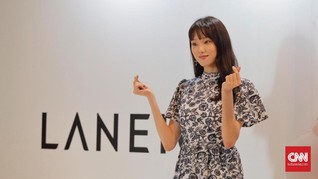 Lee Sung Kyung Akui Tak Terapkan Skincare Rutin ala Korea