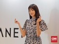 Lee Sung Kyung Akui Tak Terapkan Skincare Rutin ala Korea