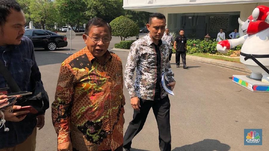 Presiden Jokowi memanggil Gubernur BI Perry Warjiyo dan sejumlah Menteri Kabinet Kerja di Istana Presiden, Senin (3/9/2018).